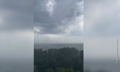 Экстренное предупреждение от МЧС: ожидается гроза, град, сильные порывы ветра