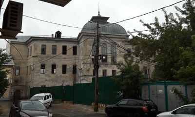 Часть комплекса легендарной гостиницы «Царьград» на улице Андропова в Ярославле была снесена