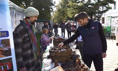 Более двадцати некоммерческих организаций продемонстрировали свои достижения на ярмарке НКО в День города Ярославля