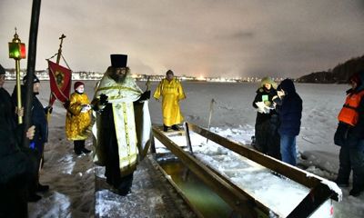 Как правильно пить крещенскую воду, рассказал священнослужитель