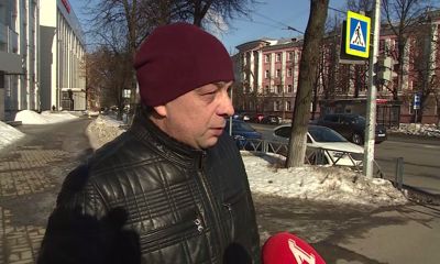 Ярославцы жалуются на гололед во дворах: репортаж «Первого Ярославского»