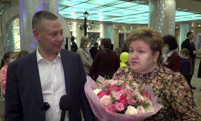 Врио губернатора Михаил Евраев посетил инклюзивный спектакль в Ярославле