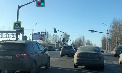 Три аварии подряд: Ярославль встал в утренние пробки