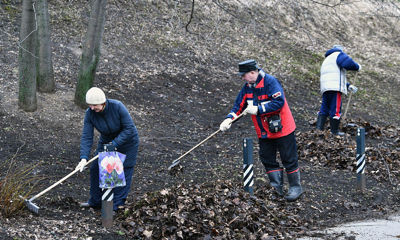 В поселке Поречье-Рыбное прошел большой субботник