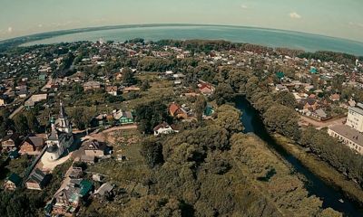 Почему Петр I повелел сделать Ярославль царской вотчиной?