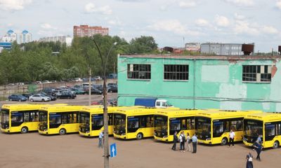 Утром Михаил Евраев вместе с первыми пассажирами опробовали новые автобусы