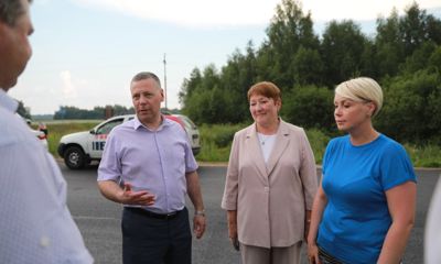 Михаил Евраев проверил качество ремонта дорог и работы по программе «Наши дворы» в Рыбинском районе 27 июля