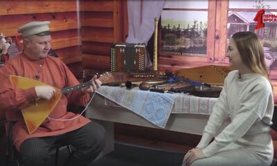 «Музыка на завтрак»: участник фольклорно-этнографического ансамбля рассказал о балалайке