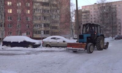 В Ярославле ведут борьбу с «подснежниками» – брошенными на парковках автомобилями