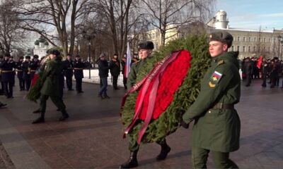 В преддверии 23 февраля у Вечного огня в Ярославле почтили память героев Отечества