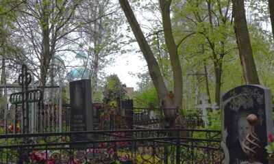 В мэрии Ярославля прокомментировали ситуацию с мусором на городских кладбищах