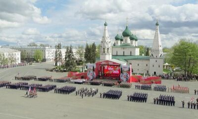 В центре Ярославля прошел парад Победы