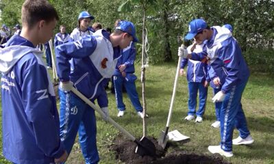 Динамовцы заложили аллею в парке 1000-летия Ярославля