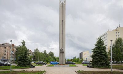 В Рыбинске завершены работы по благоустройству стелы в честь 40-летия Победы