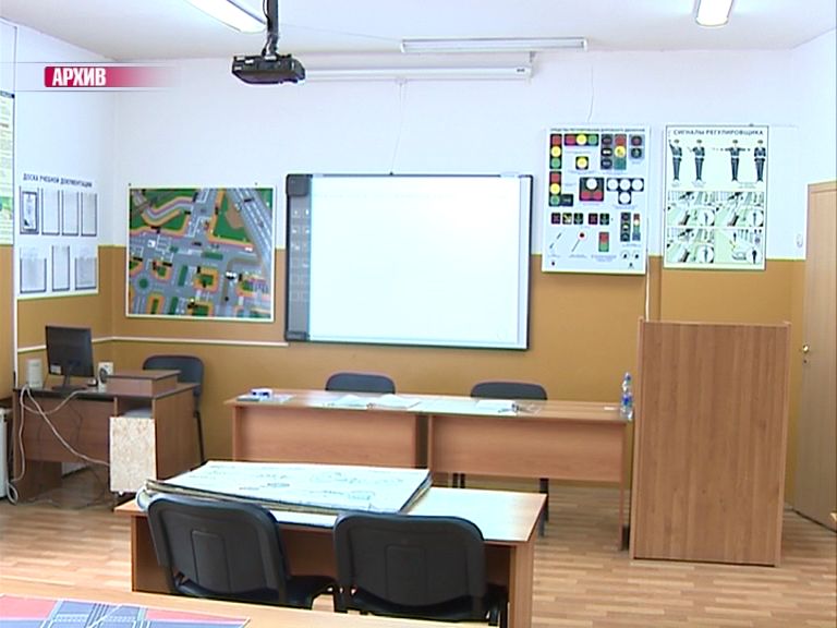 Получить права станет еще сложнее