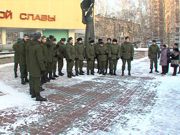 15 призывников из Ярославля будут служить в президентском полку