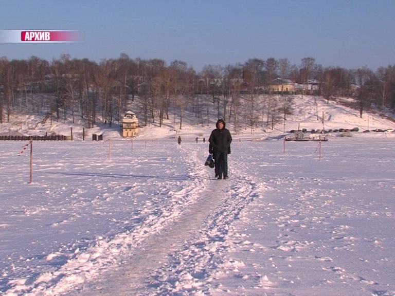 Оттепель закрыла переправу в Тутаеве