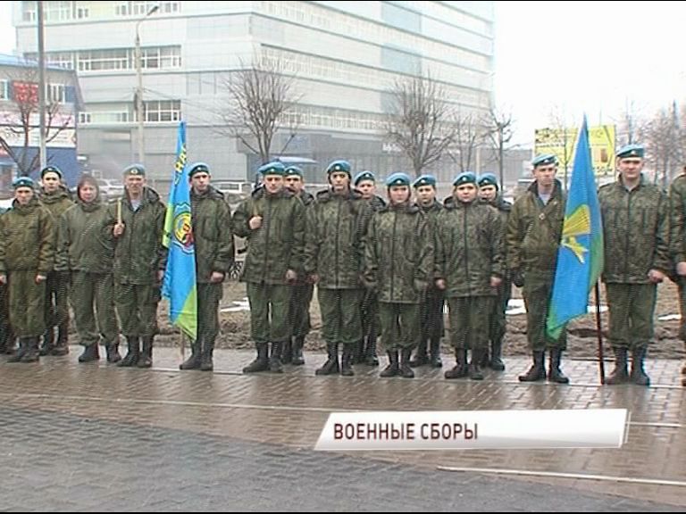 Больше полусотни ярославских мальчишек и девчонок отправились в Кострому на военно-патриотические сборы