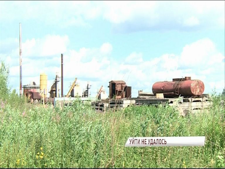 В Ярославле задержали водителей, сливавших нефтепродукты около станции Тенино