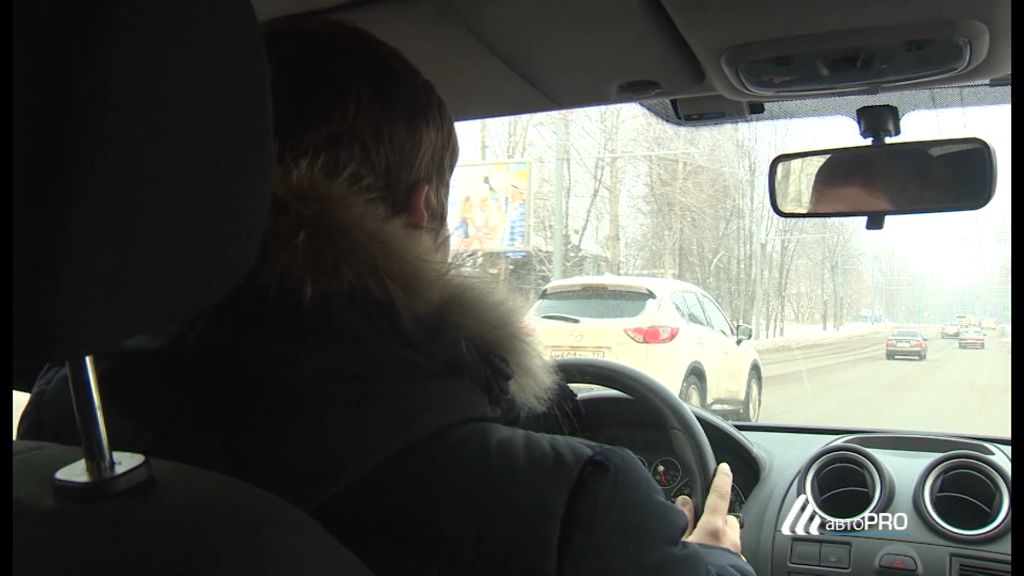 В Ярославле оштрафовали девушку с поддельными правами
