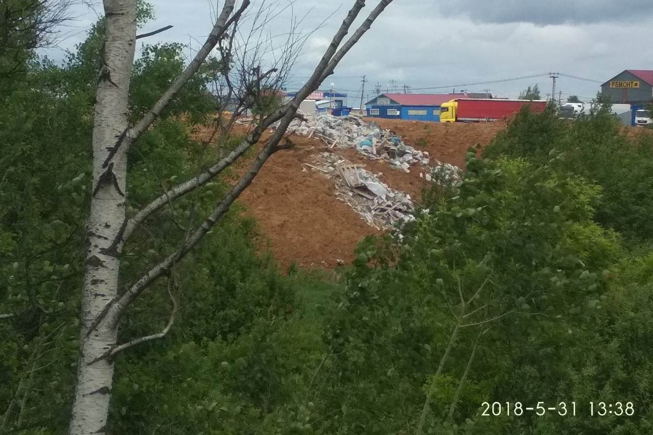 Свалка у въездной стелы в Ярославль ликвидирована