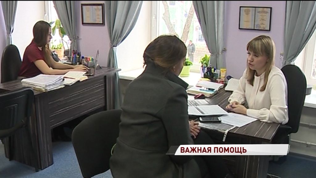 Выпускники детских домов бывают не готовы к жизни «за забором»: какие службы им помогают