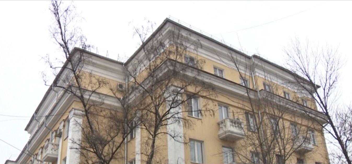 «Сталинку» на Московском проспекте отреставрировали