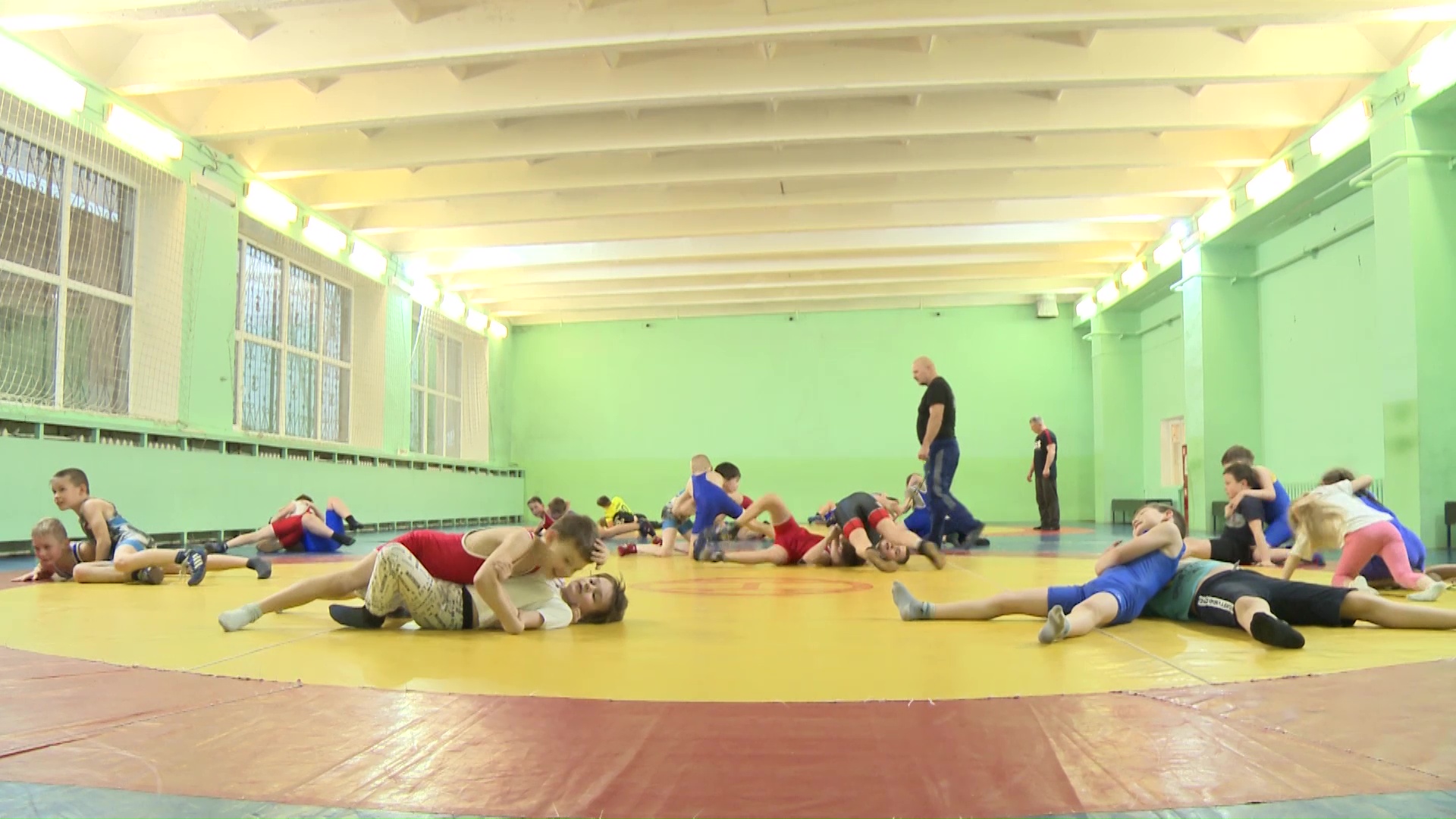 Полвека воспитания чемпионов: ярославская школа спортивной борьбы отметила юбилей