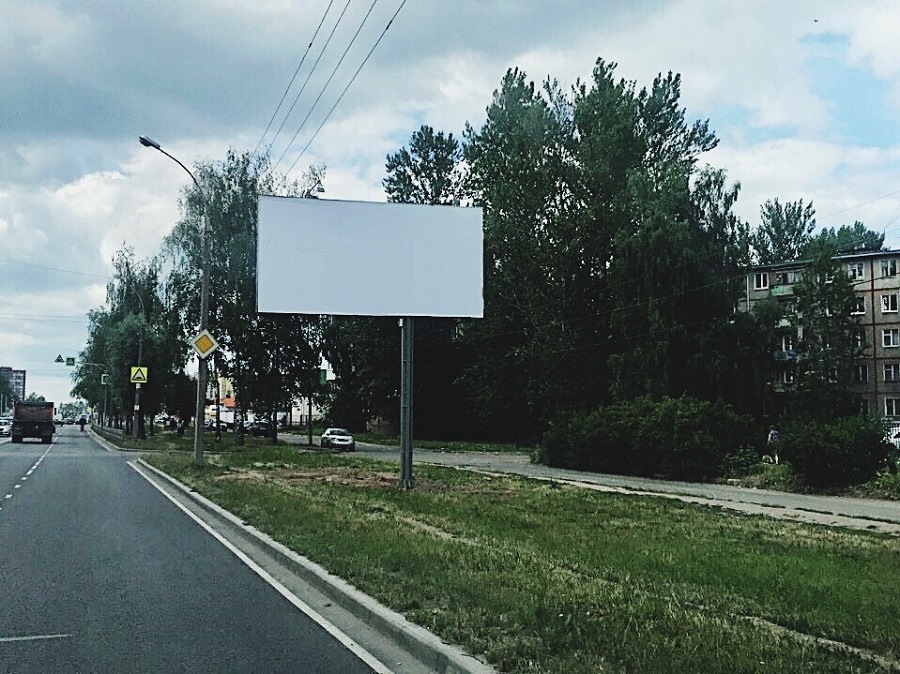 В бюджеты двух районов области поступят 4,3 млн рублей по итогам аукционов на размещение наружной рекламы