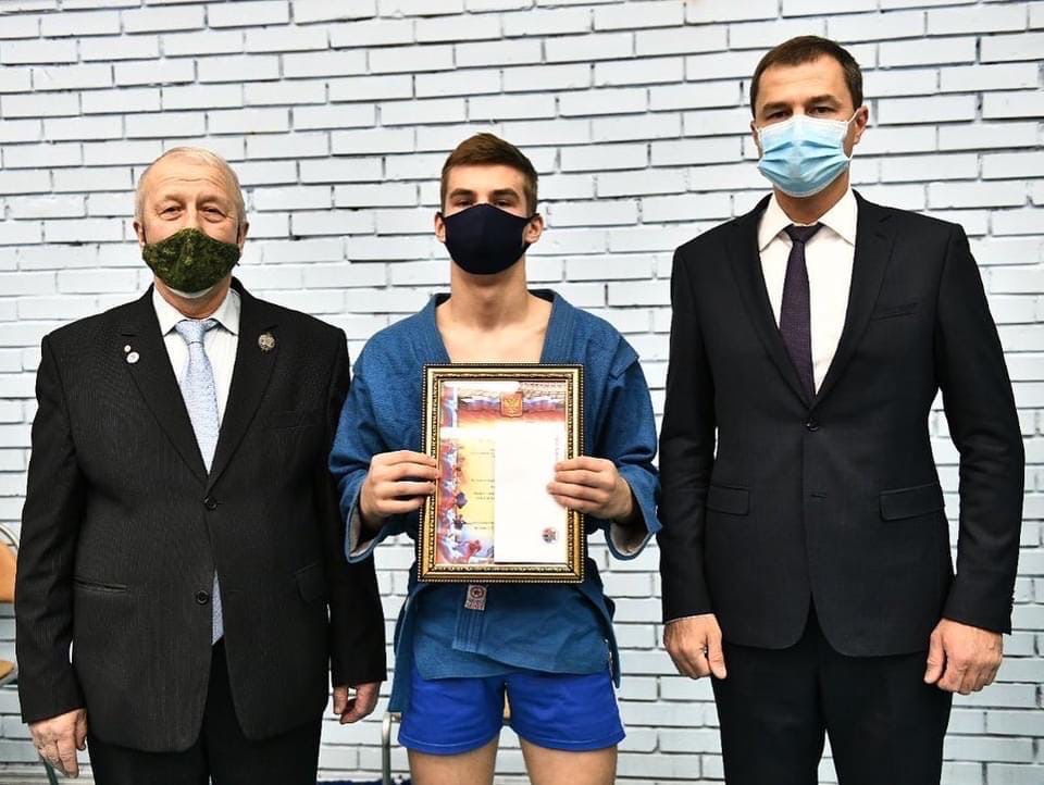 Ярославцы стали вторыми на турнире по самбо на Кубок губернатора