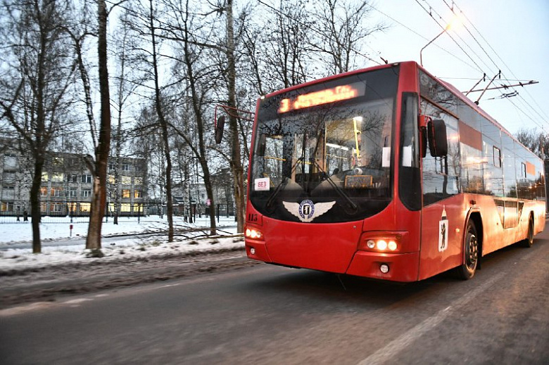 14 троллейбусов ходят по новой контактной сети по Тутаевскому шоссе