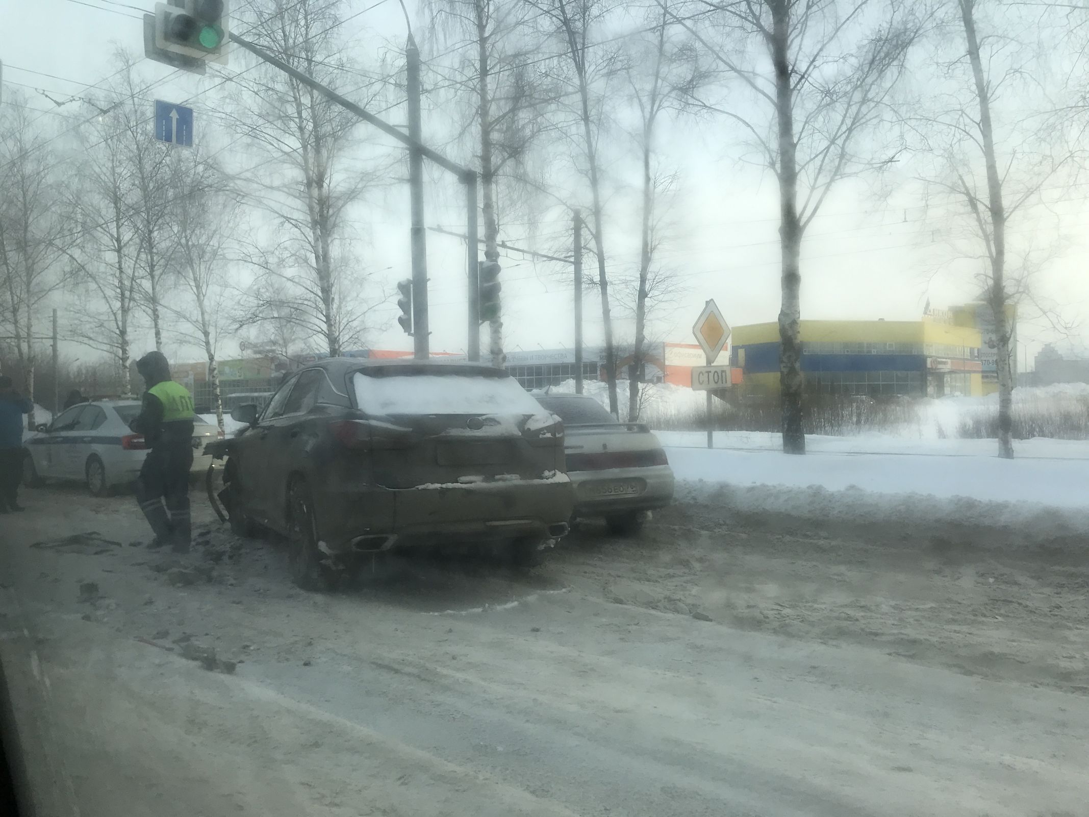 В Дзержинском районе на том же месте, что и утром, произошло новое ДТП