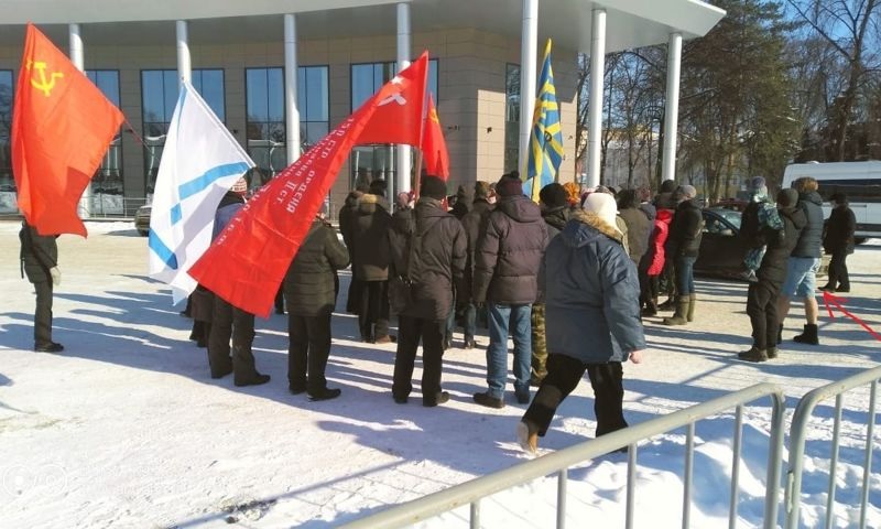 «Что они хотели сказать?»: ярославцев удивил малочисленный митинг в центре города в 20-градусный мороз