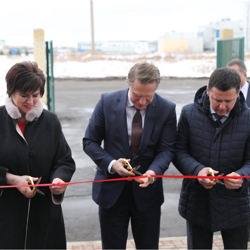 Дмитрий Миронов вместе с главой Минздрава открыли крупнейшую лабораторию по проверке качества лекарств