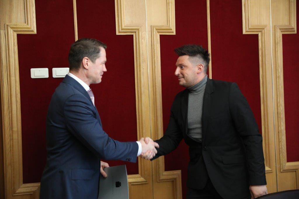 Региональные власти поздравили с победой ярославских фристайлистов