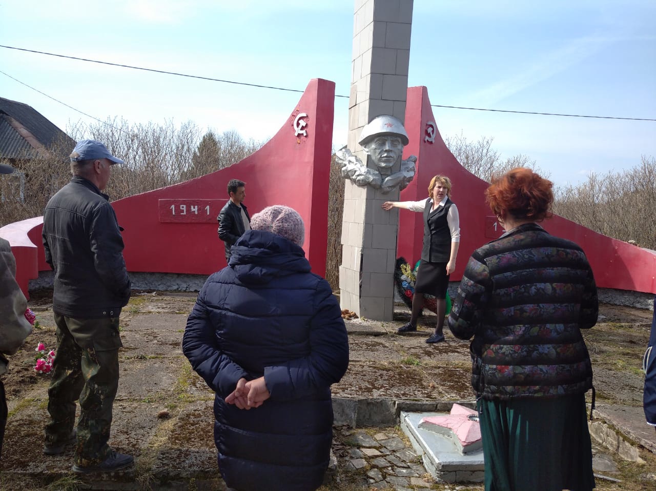В деревне Большесельского района планируют благоустроить стелу памяти погибших воинов