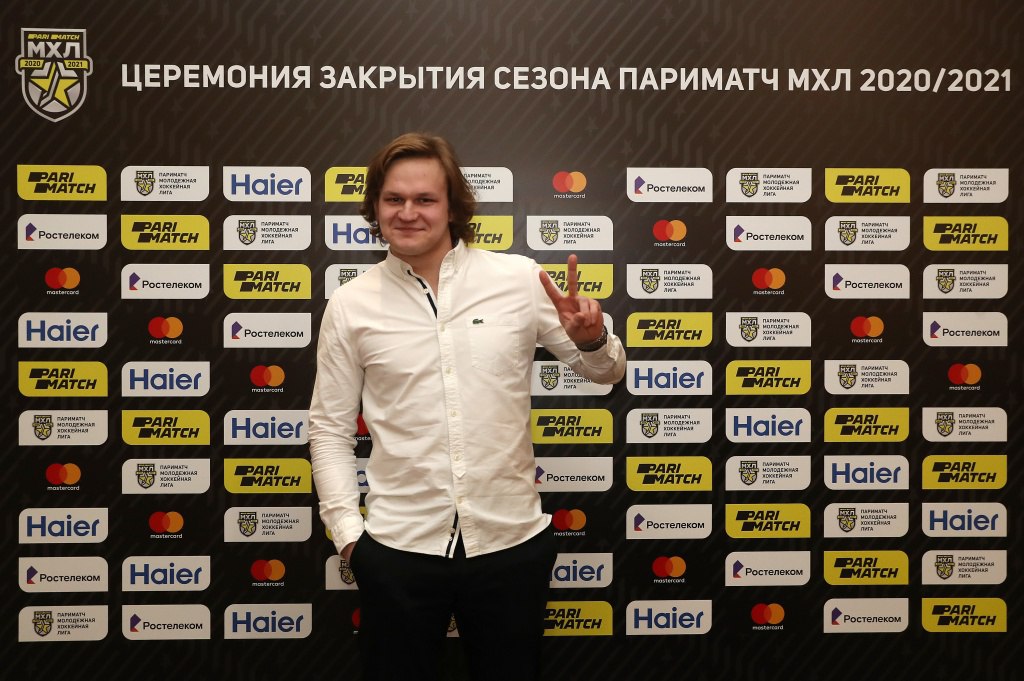 Нападающий «Локо» стал самым ценным игроком сезона в МХЛ