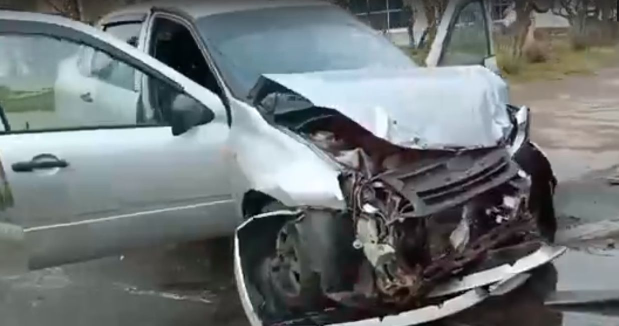 Тройное ДТП с участием такси произошло в центре Ярославля: есть пострадавшие