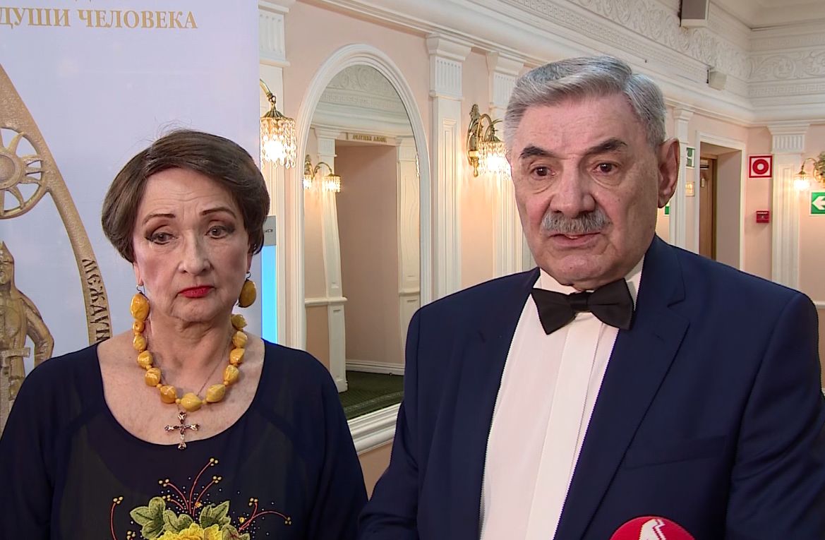Панкратов-Черный, Скляр, Голубкина и другие звезды выступили на сцене Волковского театра