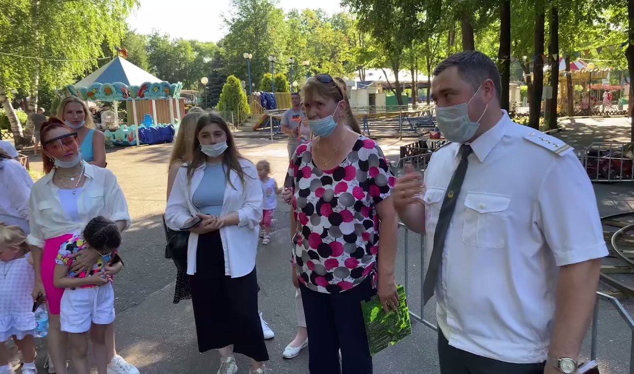 В Ярославле блогерам рассказали, как избежать трагедий в парках аттракционов