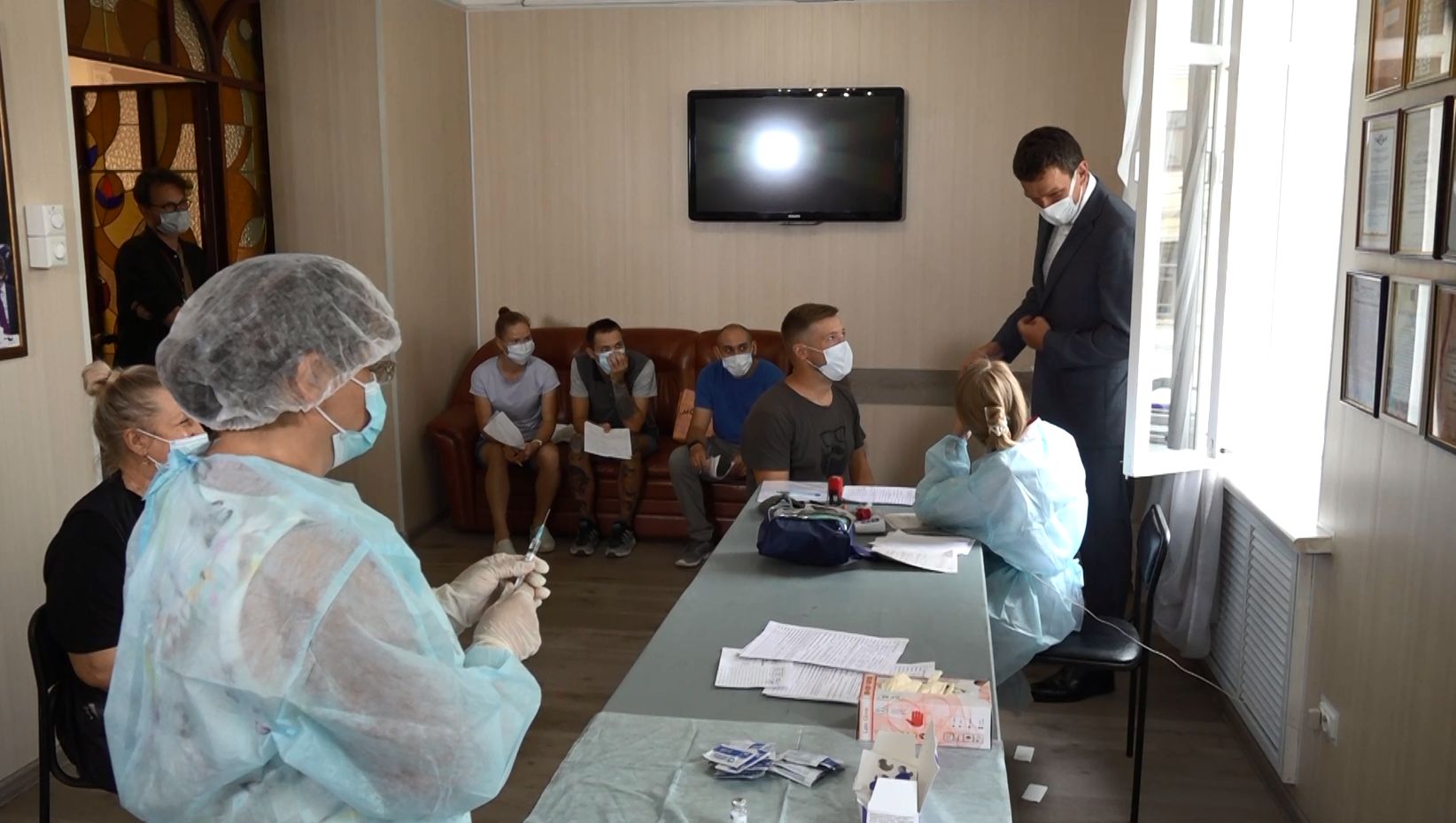 Вакцинация в стенах 
