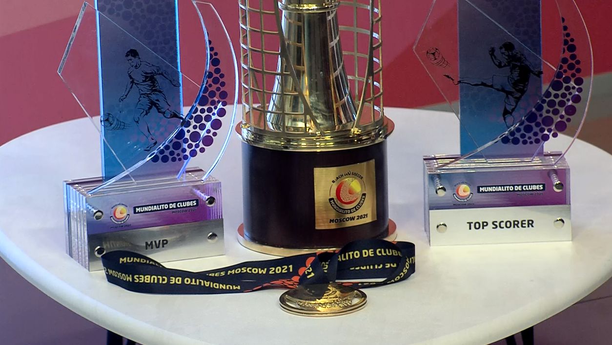 Трёхкратный чемпион мира клубного чемпионата Мундиалито, лучший игрок и бомбардир турнира ярославец Борис Никоноров дал эксклюзивное интервью «Первому Ярославскому» телеканалу