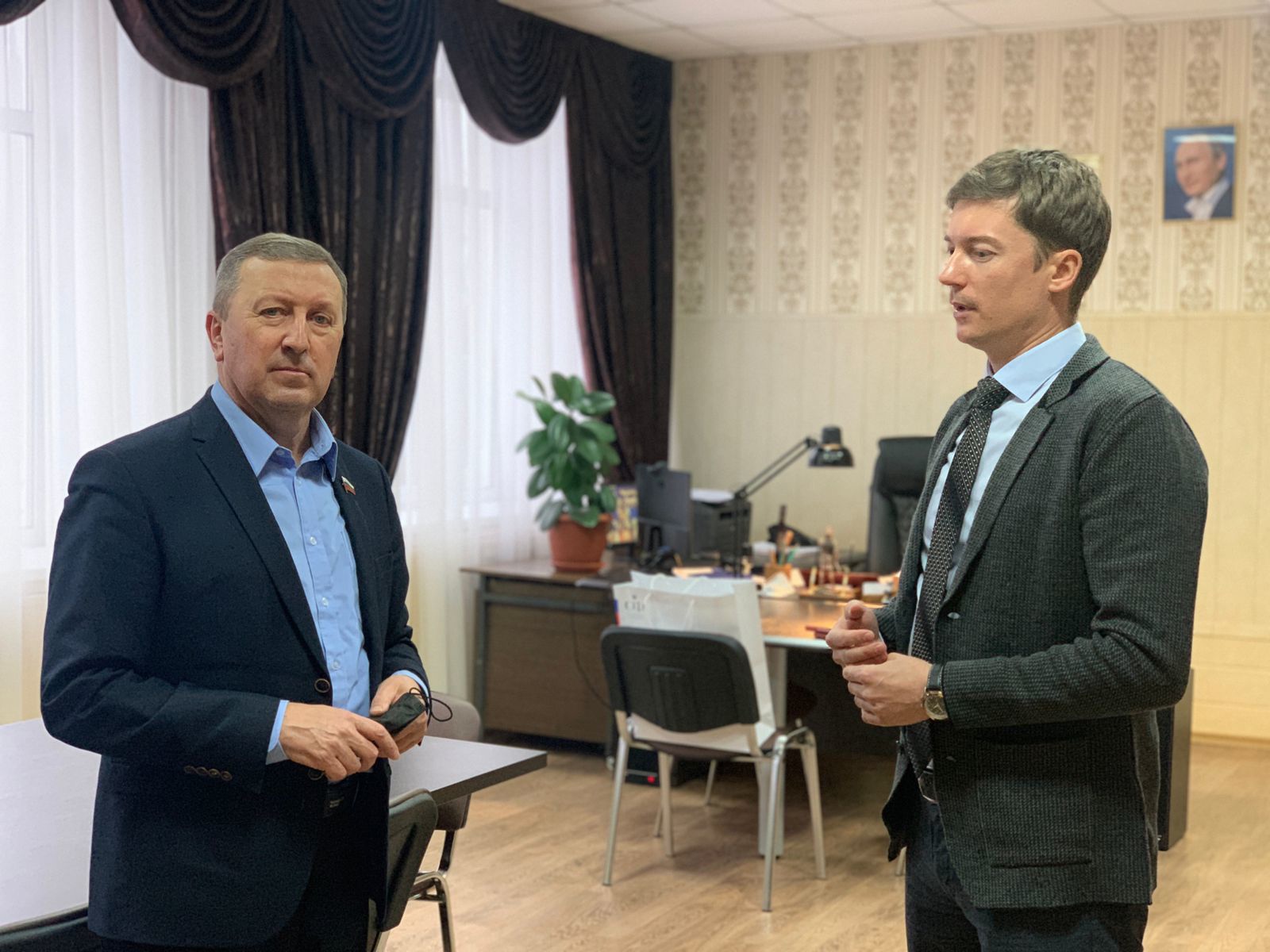 Ученики Вятской школы стали победителями Всероссийской детской творческой школы-конкурса «Портрет твоего края»