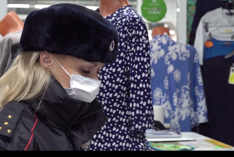 В Роспотребнадзоре обсуждают возможность введения штрафа за отказ от вакцинации от ковида