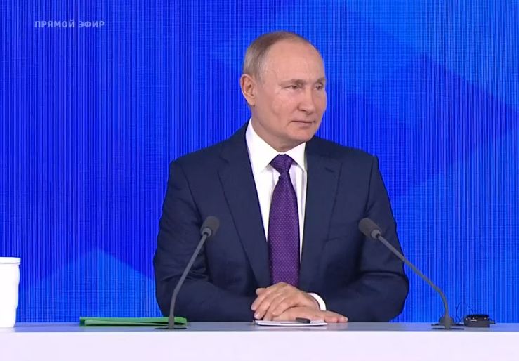 «Мусорная реформа двигается, несмотря на все сложности»: на пресс-конференции президента затронули тему переработки отходов