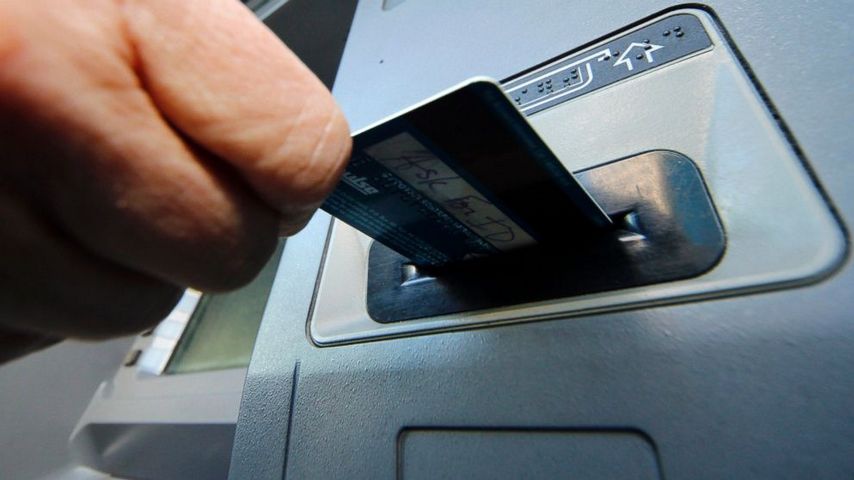 Что делать, если прислали карту почтой: ответ юриста ярославского отделения Банка России