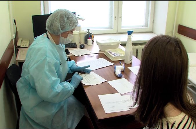 В Ярославской области продолжается вакцинация подростков от COVID-19