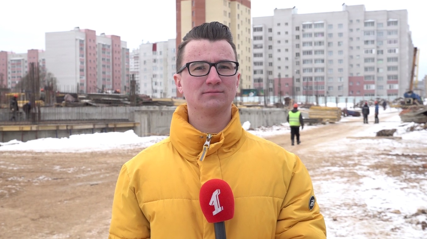 В Брагино на улице Пашуковской продолжают строить школу