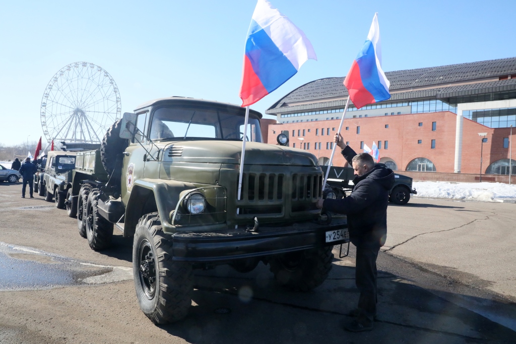 В Ярославле прошел автопробег, посвященный воссоединению Крыма с Россией