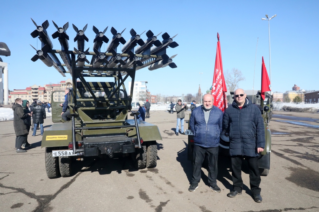 В Ярославле прошел автопробег, посвященный воссоединению Крыма с Россией